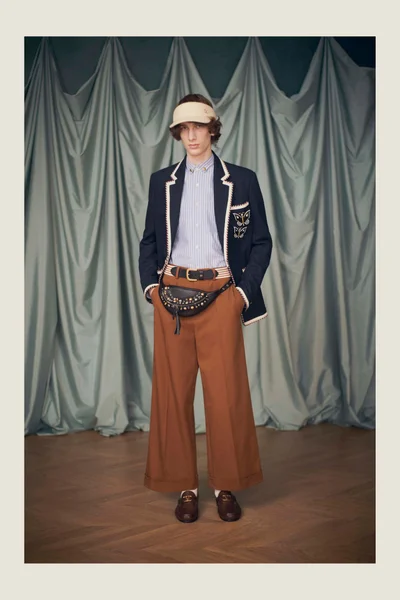 Look 97